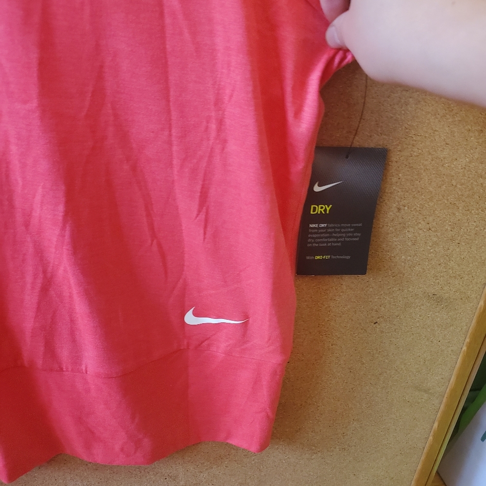 NWT Nike Size L Bright Pink Tank Top - Picture 3 of 6